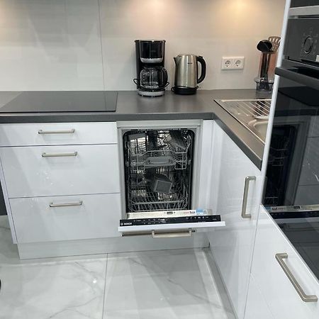 Davidoff-Apartment Seelze ภายนอก รูปภาพ